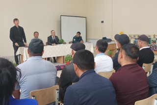 Taʼlim muassasalarida otalar yigʼilishi oʼtkazilmoqda